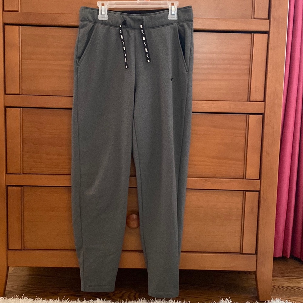 Nike dark grey sweatpants